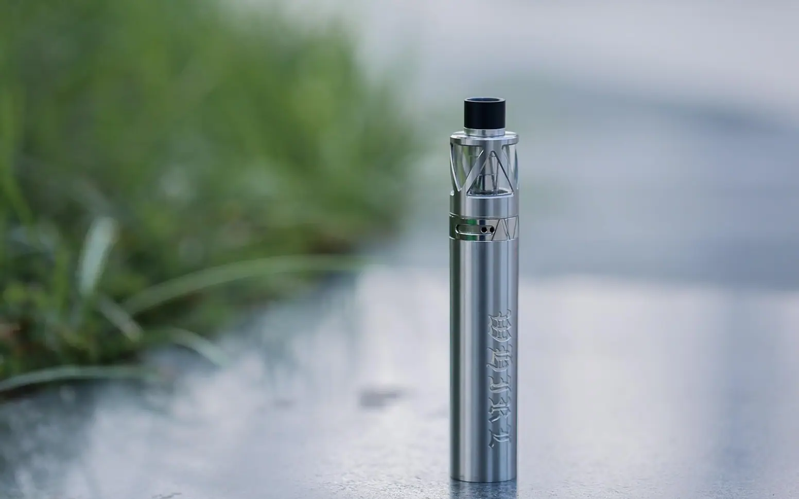 Vape, electronic cigarette and atomizer